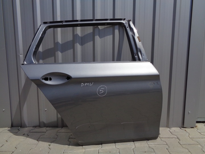 BMW 5 F-11 F11 UNIVERSAL TOURING DOOR RIGHT REAR GOOD CONDITION photo 1 - milautoparts-fr.ukrlive.com