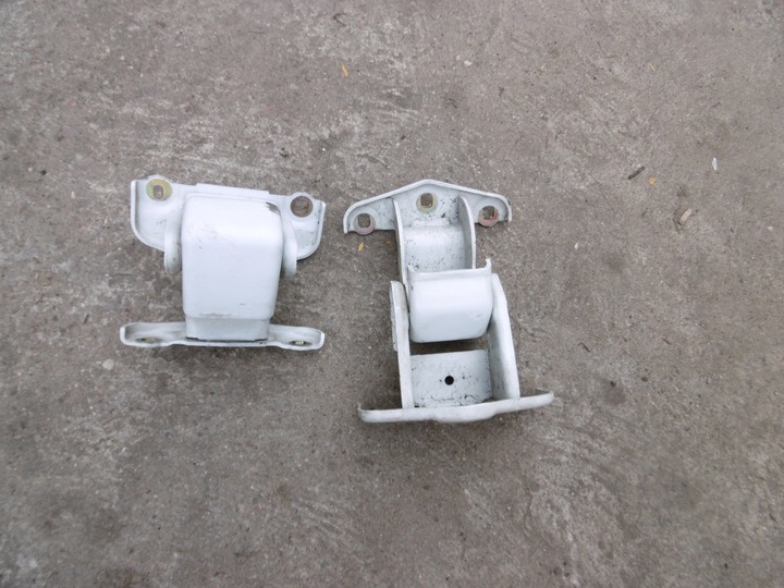 OPEL VIVARO TRAFIC HINGES DOOR REAR photo 1 - milautoparts-fr.ukrlive.com