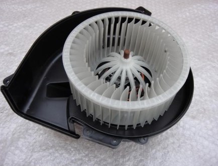 AUDI A1 1.2 TFSI VENTILATEUR PULSEUR D'AIR 6R1819015 photo 1 - milautoparts-fr.ukrlive.com