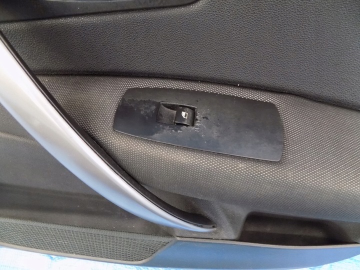 REVÊTEMENT PORTIÈRE DROITE AVANT AIR-BAG BMW X3 E83 photo 5 - milautoparts-fr.ukrlive.com