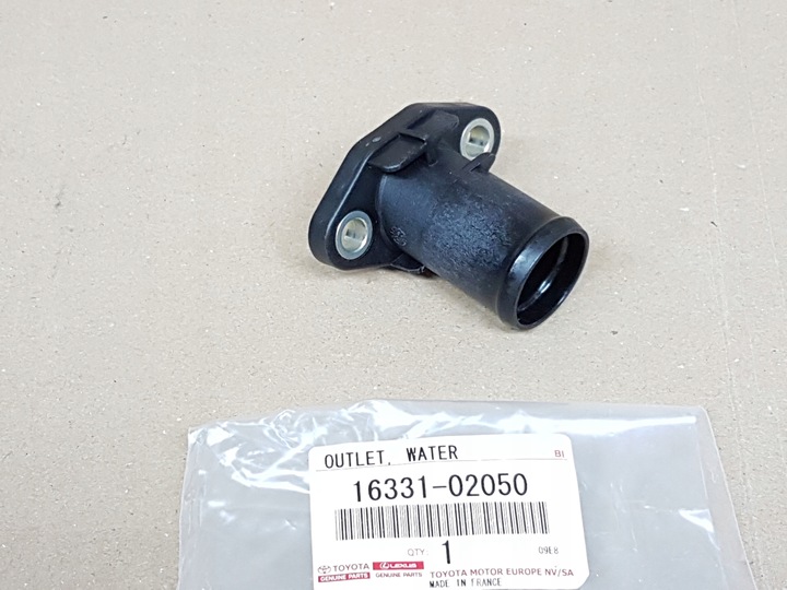 AVENSIS T22 97-99 DISTRIBUTOR WATER CYLINDER HEAD JUNCTION PIPE 1,6 1,8 photo 4 - milautoparts-fr.ukrlive.com