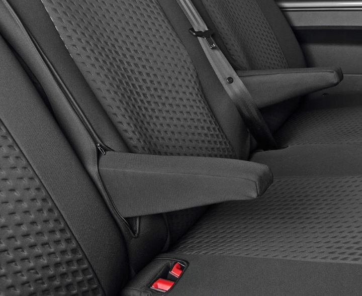 COVER ON REAR ARMREST FOR VIVARO 2 OD2014 photo 1 - milautoparts-fr.ukrlive.com