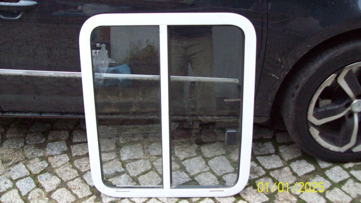 VITRE VITRES DOMETIC S4