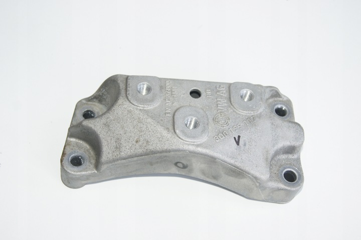 VOLKSWAGEN WITH 3Q0199117 BRACKET BOX GEAR photo 1 - milautoparts-fr.ukrlive.com