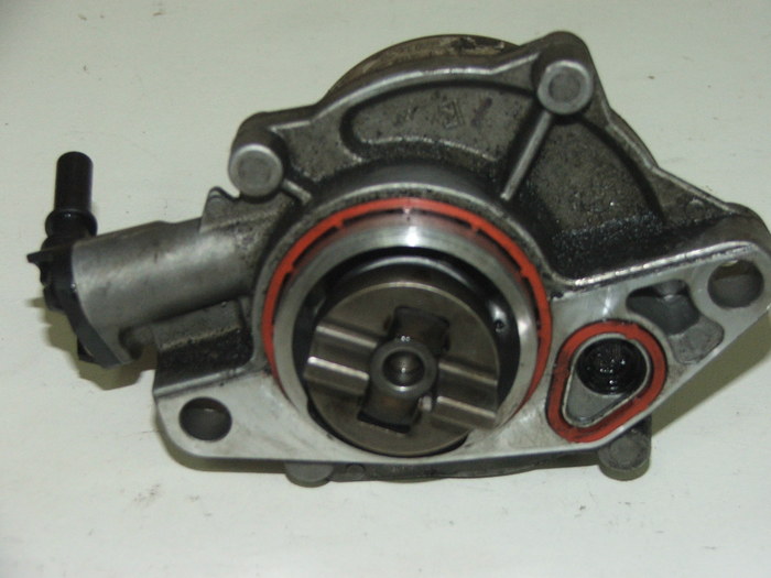 PUMP VACUUM PEUGEOT CITROEN 1.4 HDI 9653446680 photo 2 - milautoparts-fr.ukrlive.com