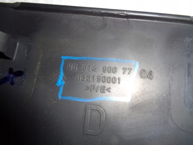 C3 PICASSO PROTECTION MONTANTS CENTRAL 9681490877