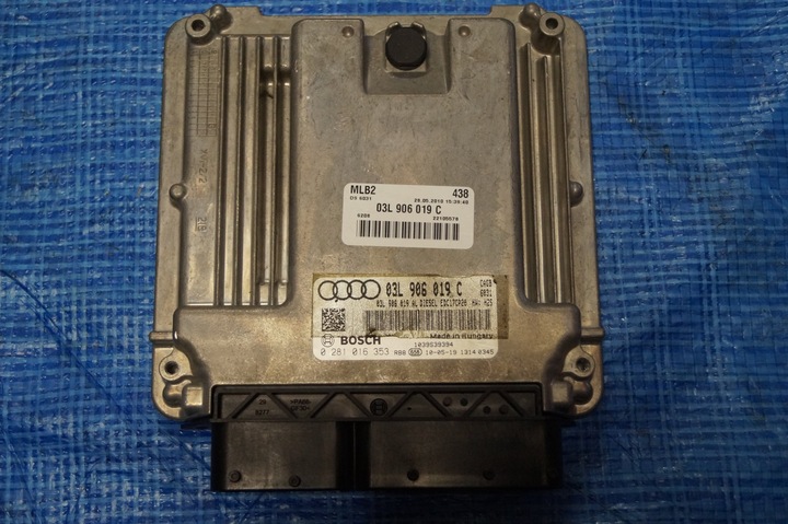 AUDI A4 B8 CONTROL UNIT ENGINE 2.0TDI 03L906019C photo 1 - milautoparts-fr.ukrlive.com