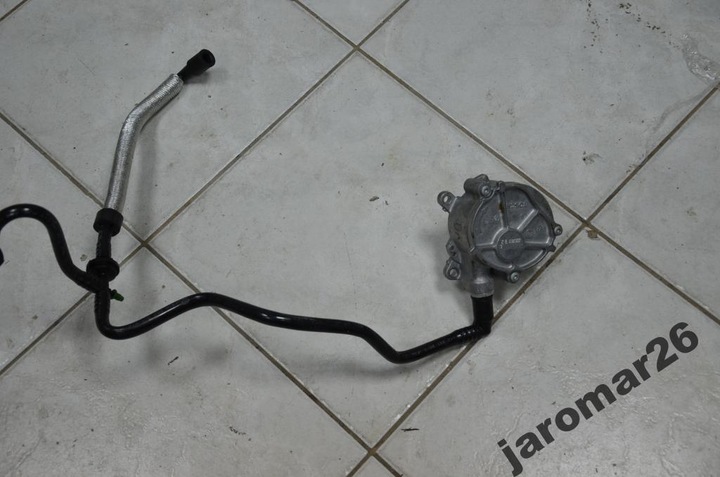 Насос вакуума passat b6 cc eos 03h145100c, Ціна