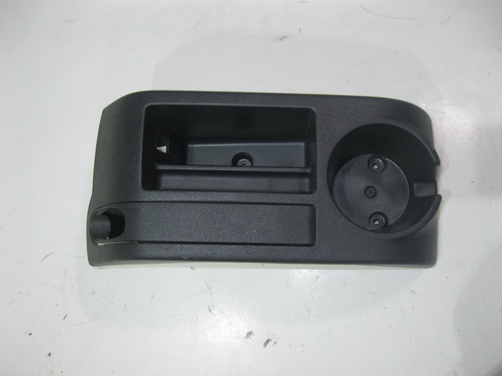 Vw scirocco центральна консоль 1k0863323k, Ціна