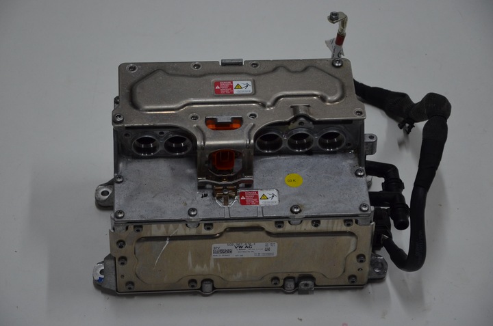 Vw golf vii gte зарядное устройство аккумулятора 5g0907070f, Цена