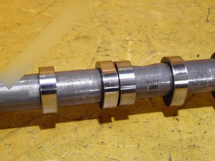 фото №7, Вал головки праві всмоктуючий a6 c6 fl 3.0tdi 059101cq