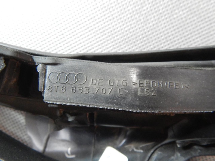 фото №3, Audi a5 8t ущільнювач двері ліві зад 8t8833707c