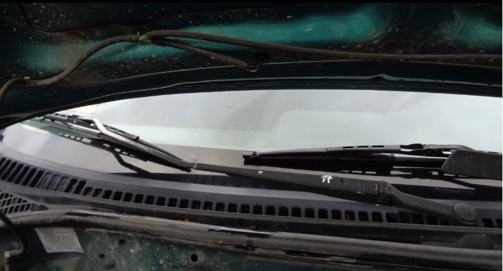 фото №1, Рычаг дворники правые перед mazda 323p ba v 96-