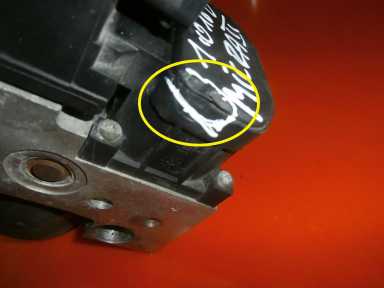 фото №9, Блок керування abs nissan micra ii k11 1.0 bosch 0273004539