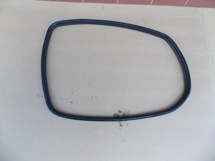 фото №1, Galaxy mk3 06-10 прокладка стёкла правые зад
