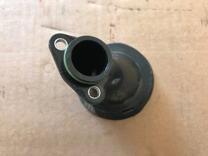 фото №1, Крышка заливка масла audi q5 059103482j