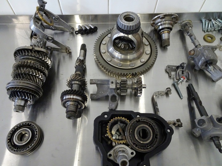 фото №3, Коробка передач 6 коробки передач jyq vw passat golf 4x4 2.0fsi