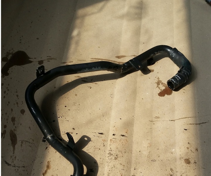 фото №1, Шланг води vw touareg 3.0 tfsi 7p0121070g