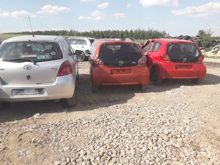 фото №14, Toyota aygo i кермо