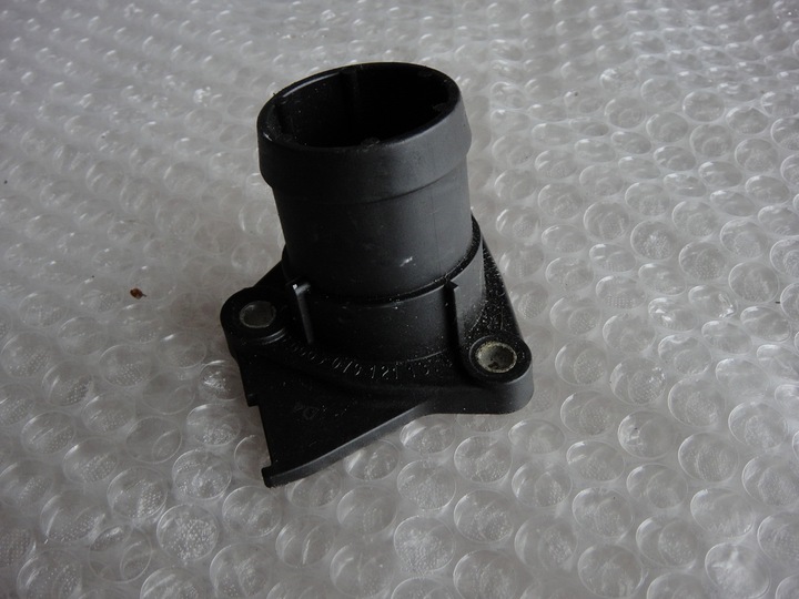 фото №1, Audi rs6 rs7 c7 s8 d4 4,0t штуцер воды 079121137m