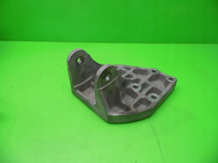 фото №9, Лапи кронштейн коробки kia carnival i fl 2.9 crdi