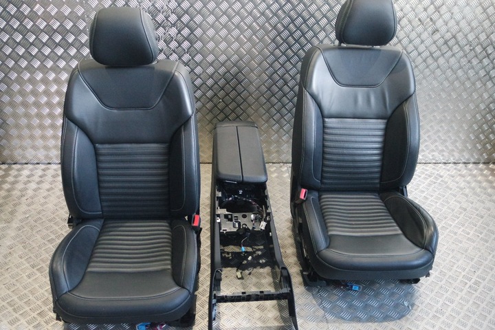 фото №1, Комплект кожа сиденья диван mercedes gle w292 купе