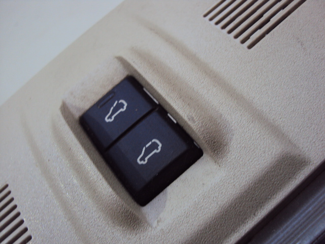 фото №2, Лампа стеля range rover sport 2005-