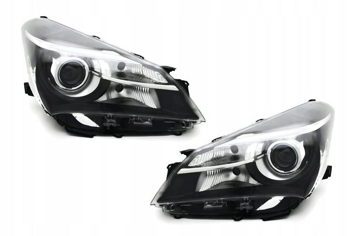 фото №1, Toyota yaris 5d 14- фары линза комплект ^