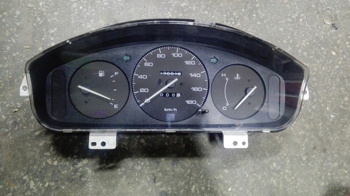 фото №1, Спидометр приборы mazda demio европа