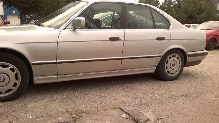 фото №10, Bmw e34 seria 5 1988-96 автомобільні планки бічні