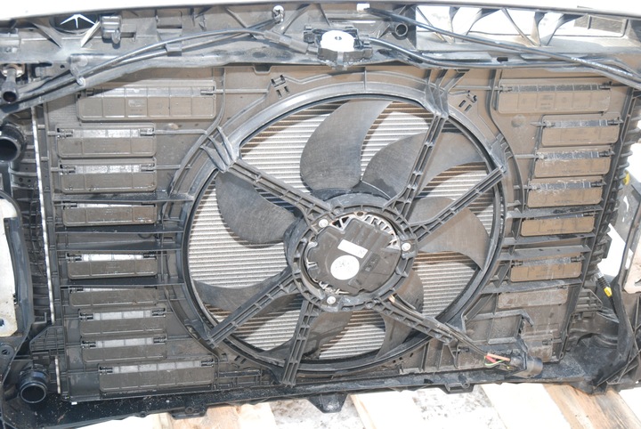 фото №13, Audi a4 b9 sline бампер капот лампи matrix ly5q