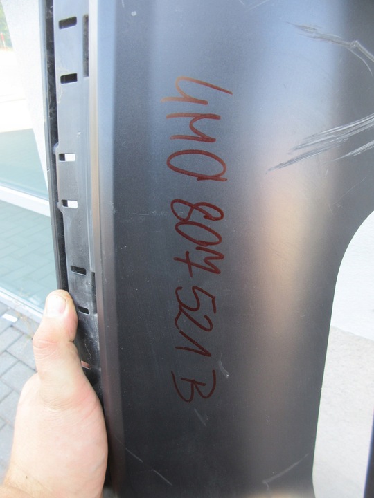 фото №4, Audi q7 17^ s-line спойлер зад 4m0807521b