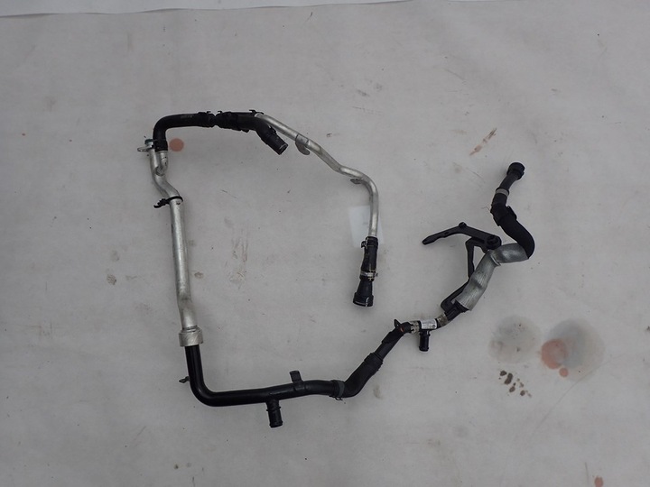 фото №1, Dw touareg 7p шланг води 7p6121071am 057121075ap