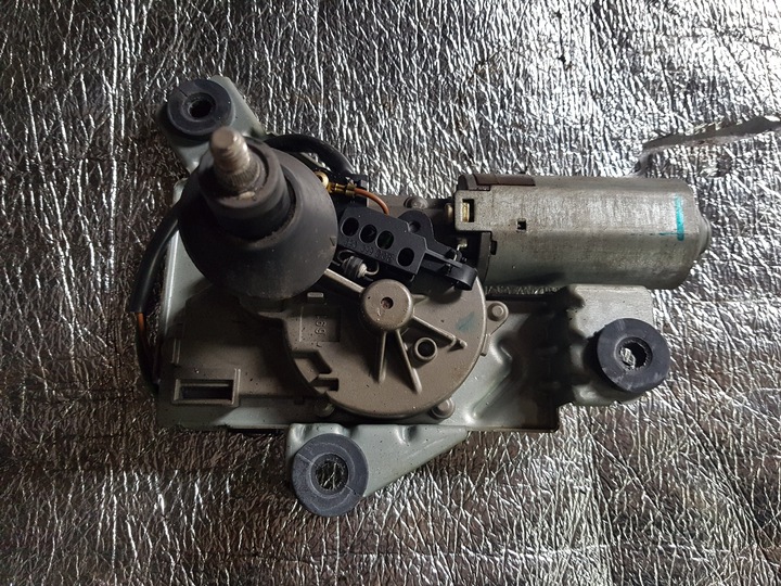 фото №1, Моторчик дворник зад carisma ii 0390206517