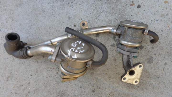 Valvola EGR AUDI A4 B6 3.0 V6 06C131102A