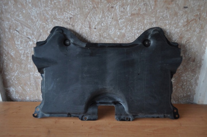 MERCEDES W 204 C-KLASA cover cover A2045203223