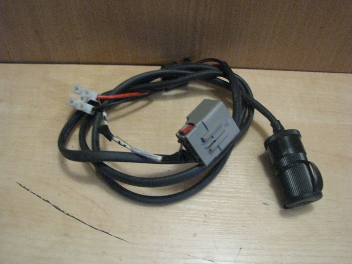 Adattatore 12V DODGE AVENGER CRD po 2007r
