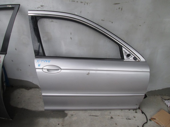dveře Jaguar X-Type pravé přední
