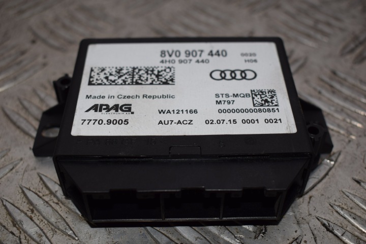 Bedienteil MODULU GPS AUDI A3 8V7 LIFT 8V0907440