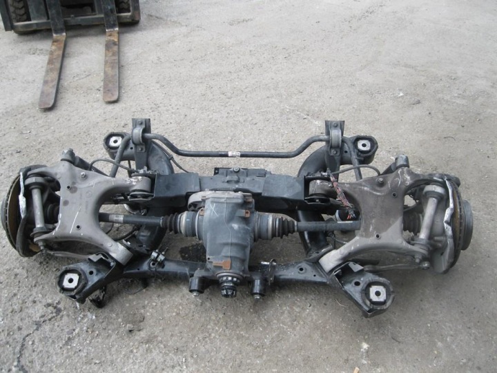 SPURSTANGE SABILIZATORA HECK BMW X5 X-5 E70 3,0 TDI