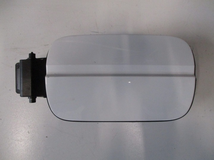 Tankklappe des Kraftstoffsbehälters AUDI A4 8W 8W9 17R