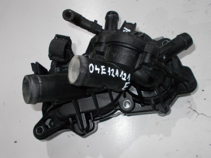 VW SEAT AUDI 1.4 TSI water pump 04E121121E