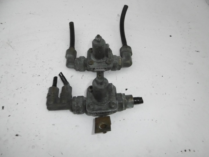 Sensor REDUKCYJNY 5010422740 RENAULT MAGNUM