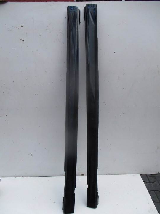 COUVERTURE JUPE AUDI A8 4N0 17R DROIT