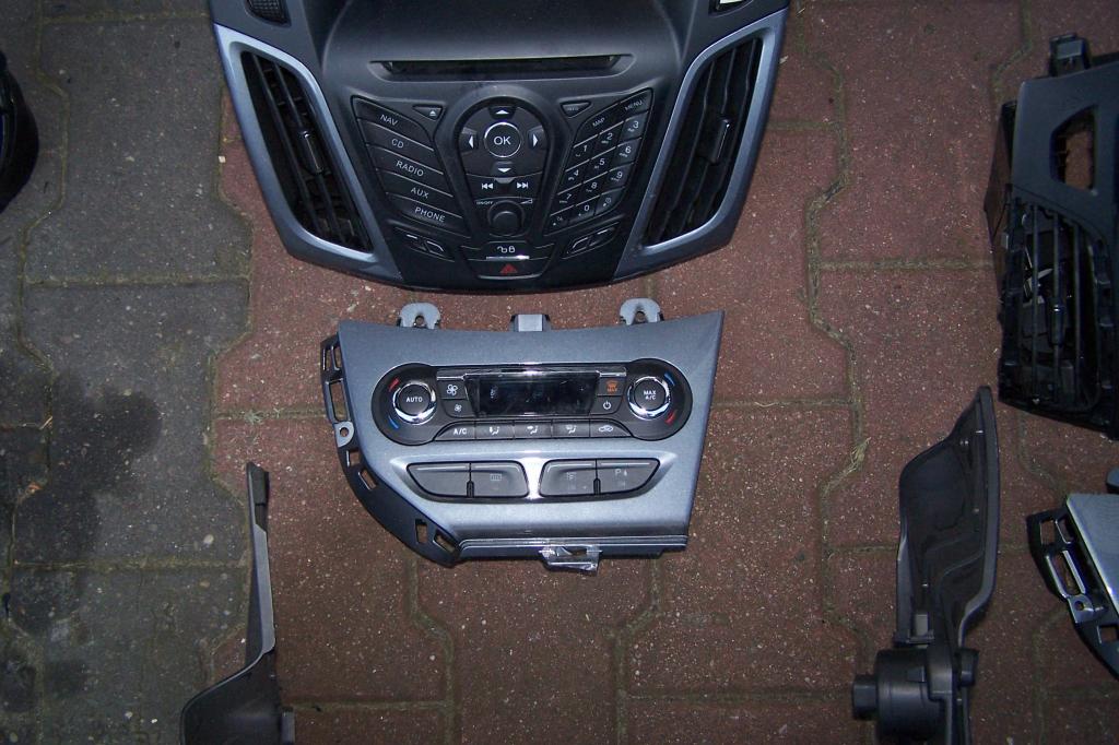 фото №1, Панель кондиціонера ford focus mk3