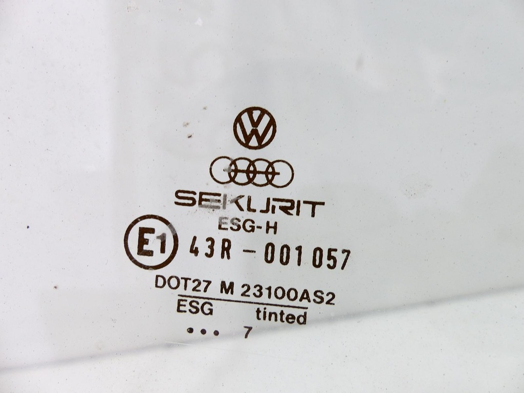 фото №4, Vw jetta ii стекло задняя задняя 84-92