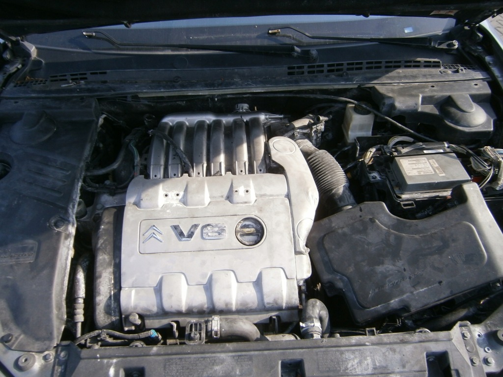 Citroen c5 01-04 капот крышка двигателя с Разборки