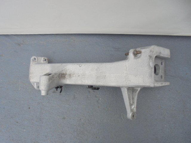 фото №8, Renault premium dxi кронштейн подножка кронштейн