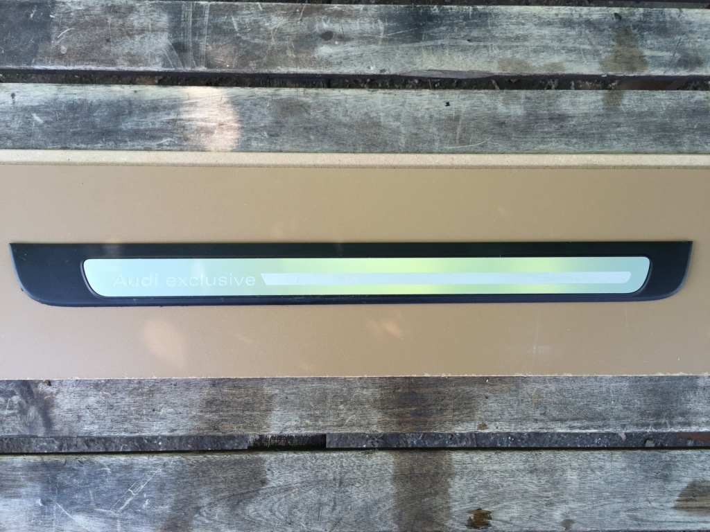 фото №1, Audi a5 sportback молдинг exclusive 8t8853374 правая