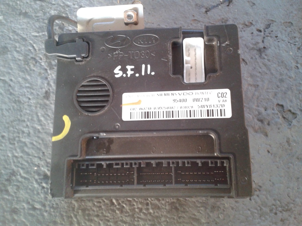 Купити Hyundai santa fe 2 06-09r модуль bcm 95400-0w210